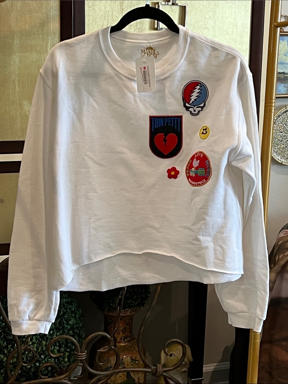 White Cropped Crewneck Sweatshirt with Music Patch Details